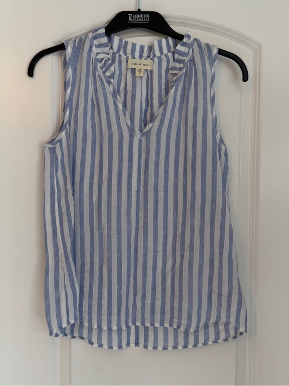 cloth & stone Blue & White Vertical Stripe Sleeveless V-Neck Top